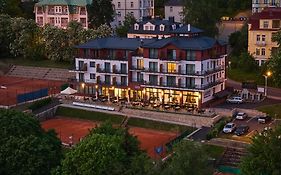 Hotel Queens Mariánské Lázně